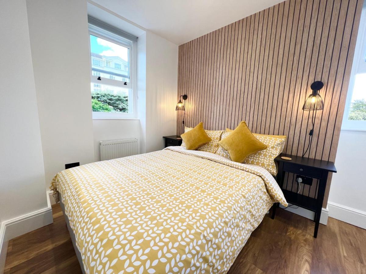 Lovely Apartment, One Minute From Bournemouth Beach And Town. Eksteriør bilde
