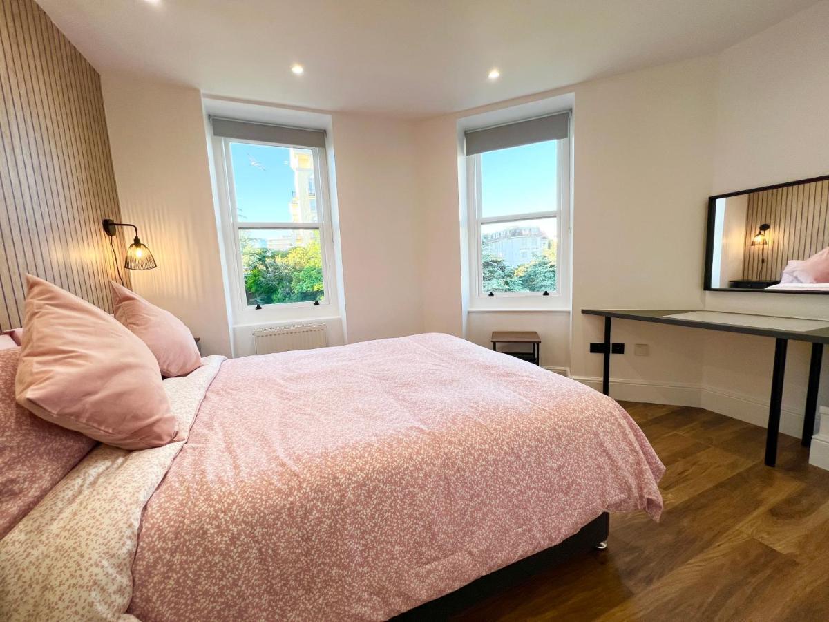 Lovely Apartment, One Minute From Bournemouth Beach And Town. Eksteriør bilde