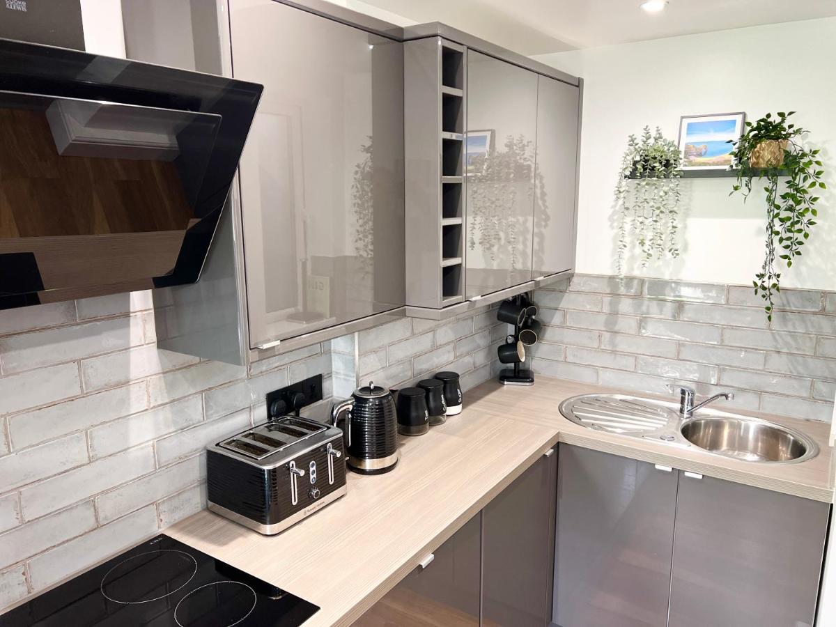 Lovely Apartment, One Minute From Bournemouth Beach And Town. Eksteriør bilde