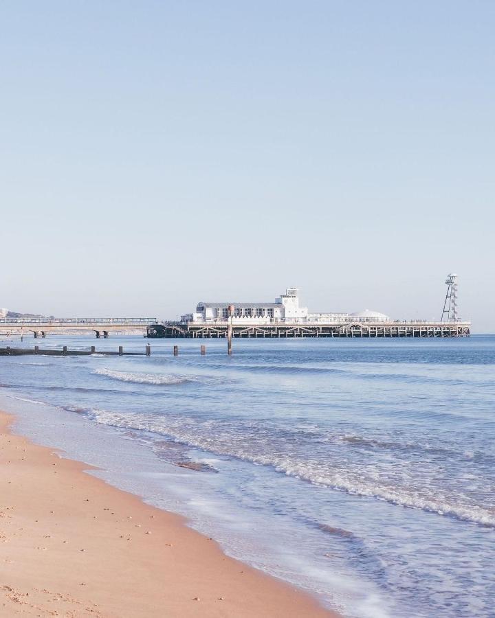 Lovely Apartment, One Minute From Bournemouth Beach And Town. Eksteriør bilde